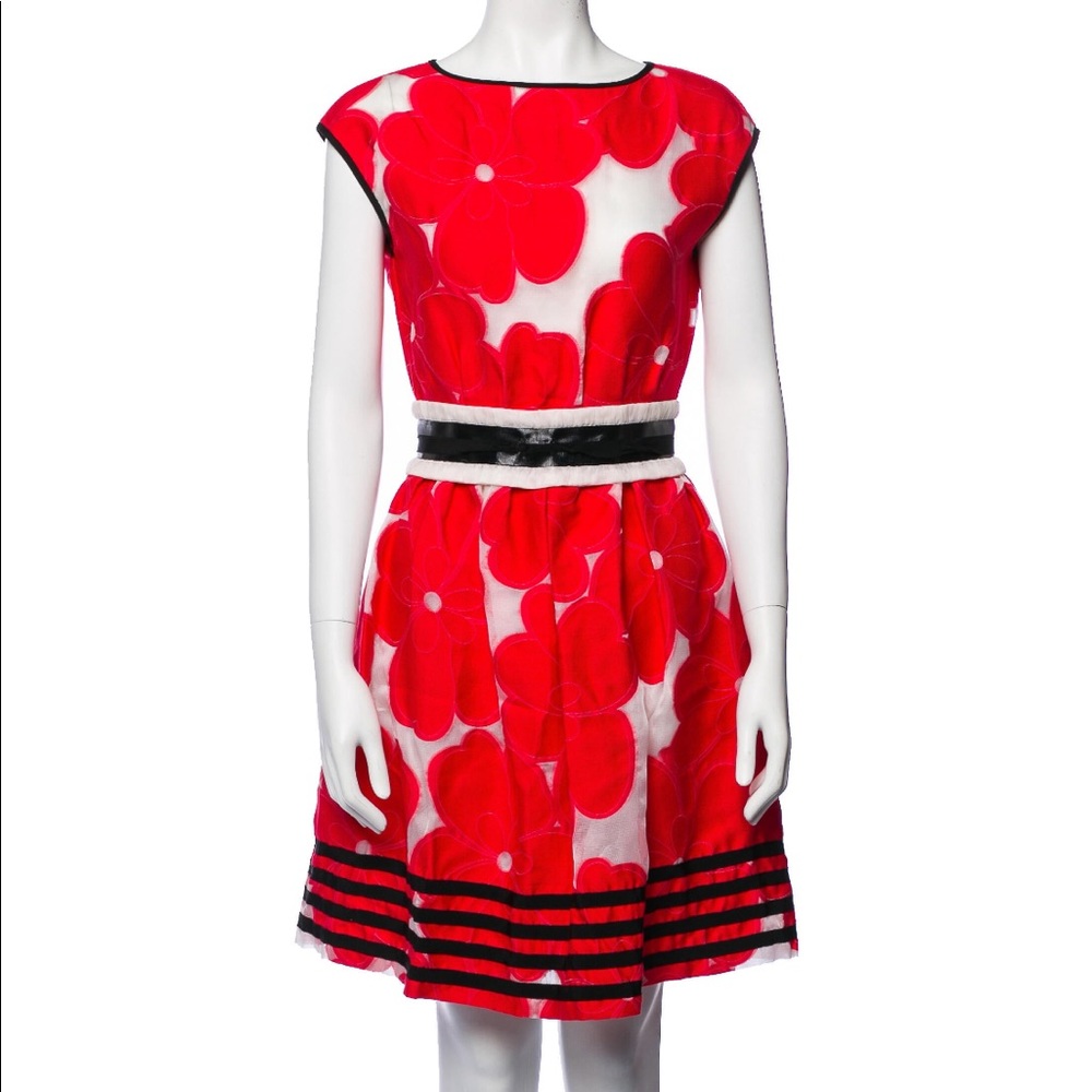 Giorgio Armani Red Dress Size 0 / IT 36 / XS